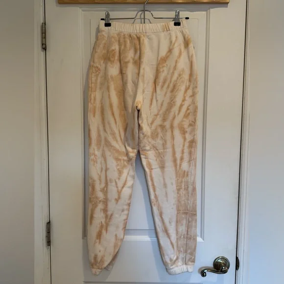 Reformation Beige and White Tie-Dye Sweatpants - Picture 2 of 5